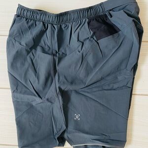 Lululemon 6” shorts